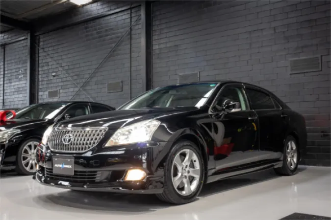 2009 TOYOTA CROWN — photo