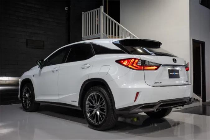 2017 LEXUS RX450h — photo