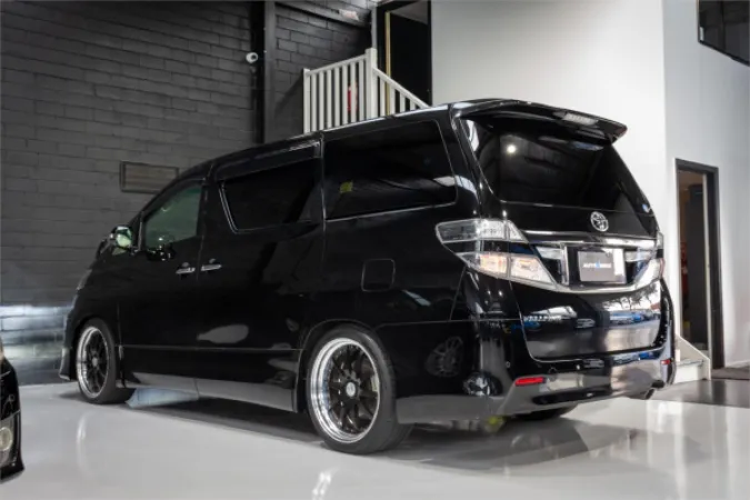 2013 TOYOTA VELLFIRE — photo