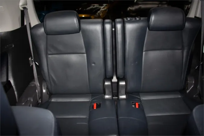 2013 TOYOTA VELLFIRE — photo