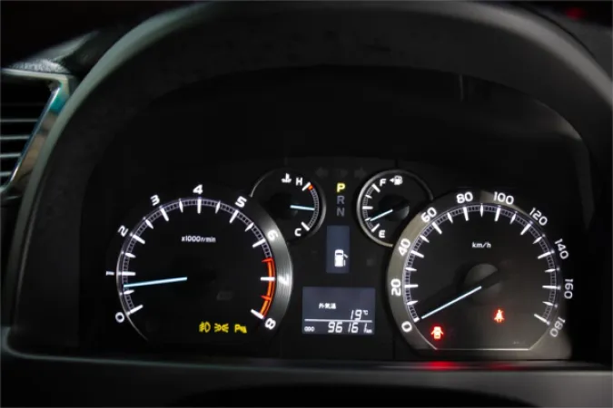 2013 TOYOTA VELLFIRE — photo