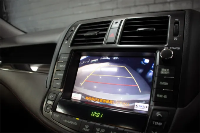 2012 TOYOTA CROWN — photo