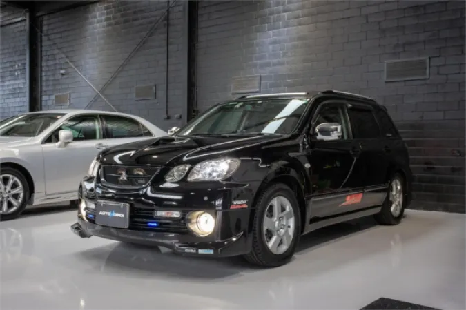2003 MITSUBISHI Airtrek — photo