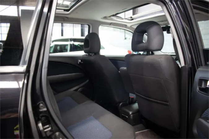 2003 MITSUBISHI Airtrek — photo