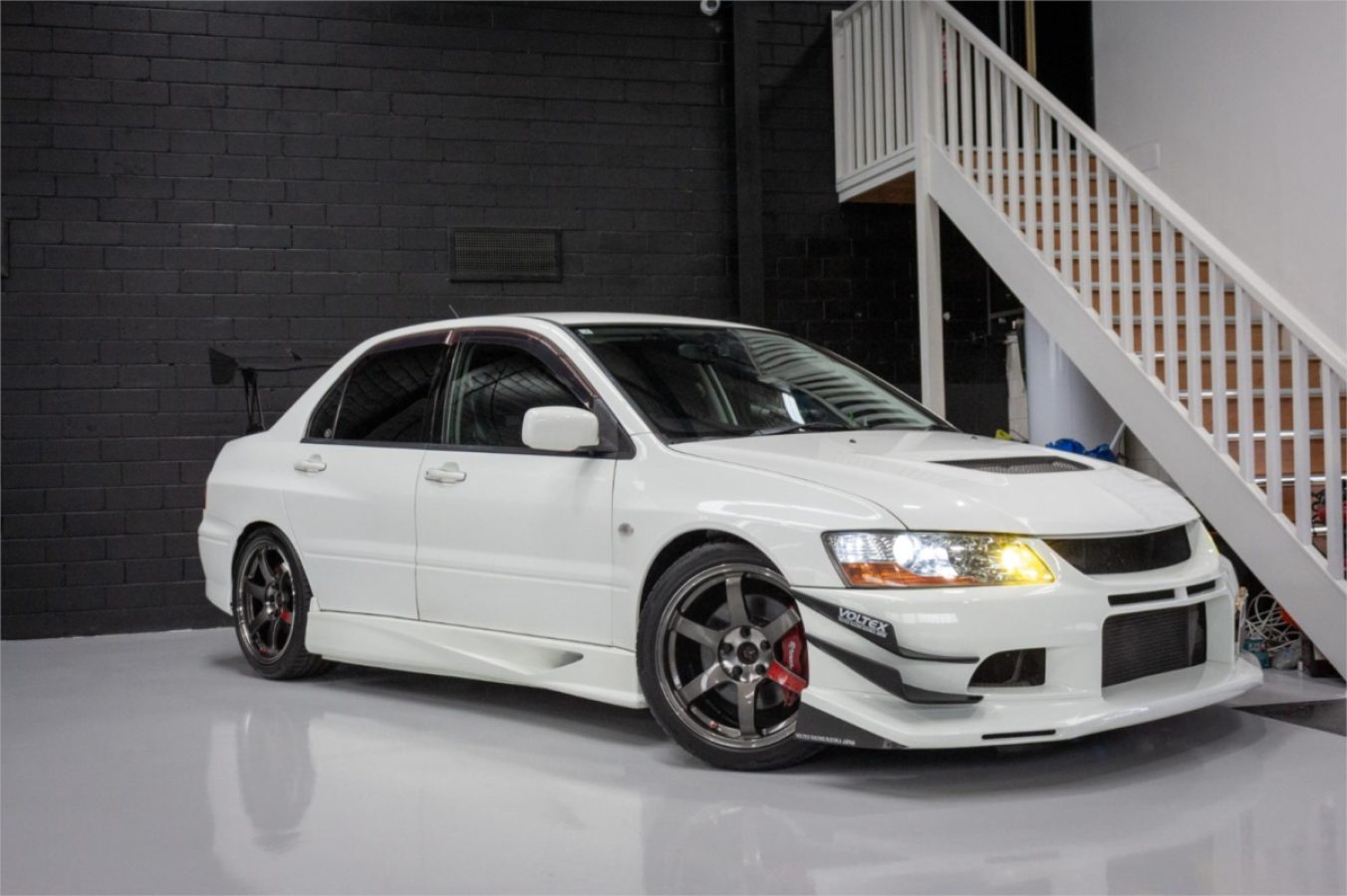 2003 MITSUBISHI LANCER — photo