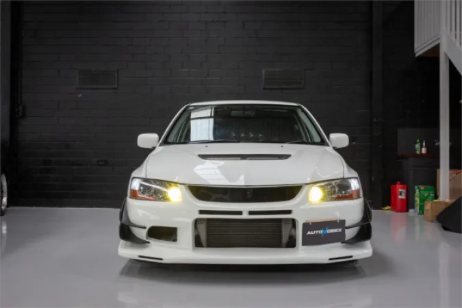 2003 MITSUBISHI LANCER — photo