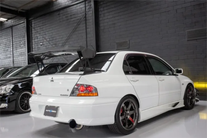 2003 MITSUBISHI LANCER — photo