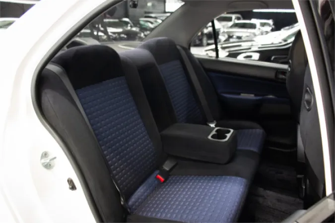 2003 MITSUBISHI LANCER — photo