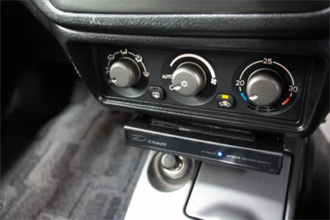 2003 MITSUBISHI LANCER — photo