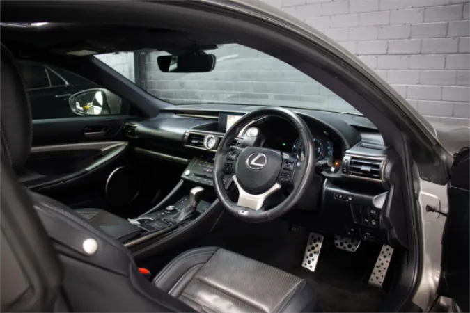2015 LEXUS RC350 — photo