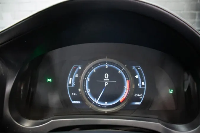 2015 LEXUS RC350 — photo