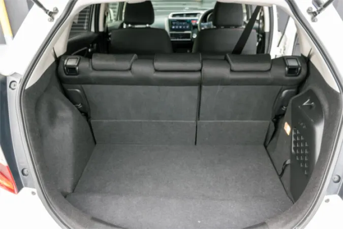 2016 HONDA FIT — photo