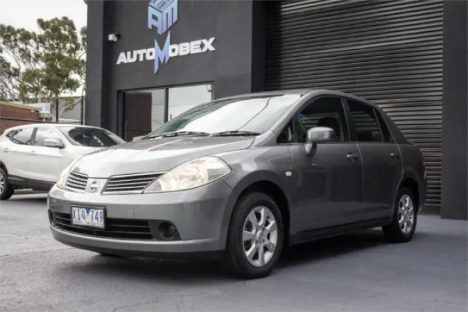 2009 NISSAN TIIDA — photo