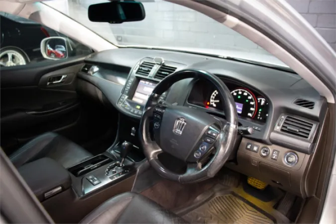2008 TOYOTA CROWN — photo