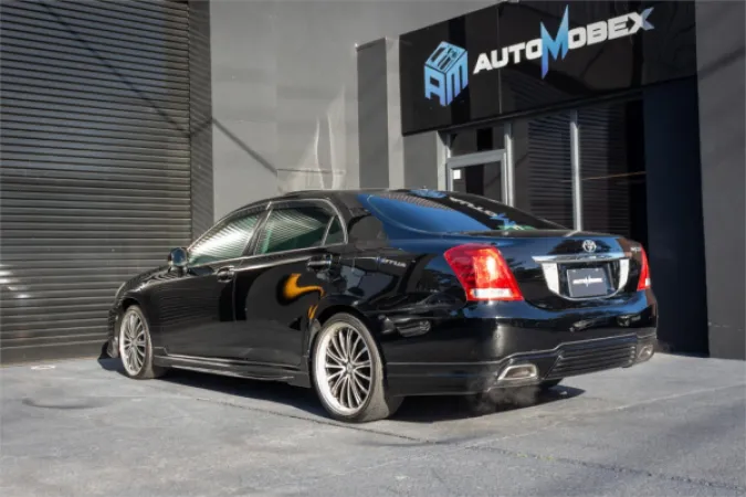 2009 TOYOTA CROWN — photo