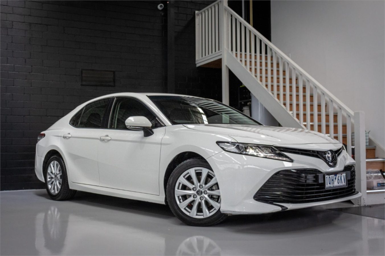 2019 TOYOTA CAMRY — photo