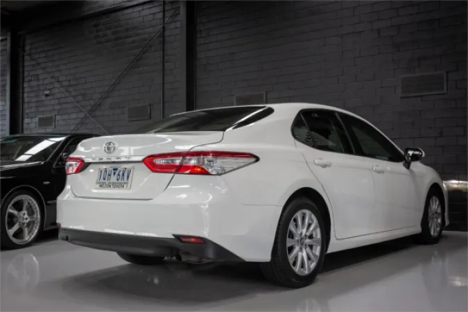 2019 TOYOTA CAMRY — photo