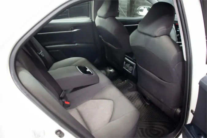 2019 TOYOTA CAMRY — photo
