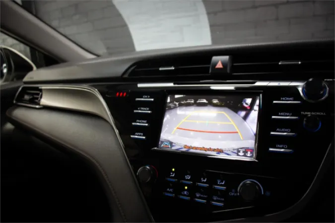 2019 TOYOTA CAMRY — photo