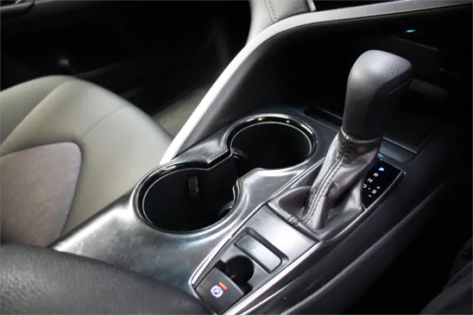 2019 TOYOTA CAMRY — photo