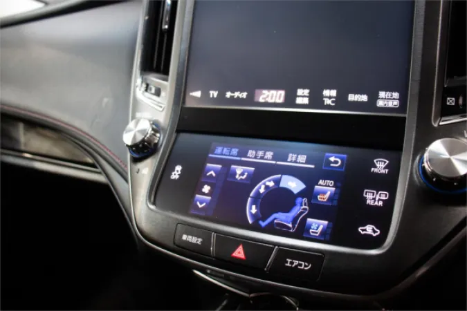 2016 TOYOTA CROWN — photo