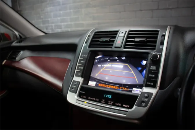 2012 TOYOTA CROWN — photo