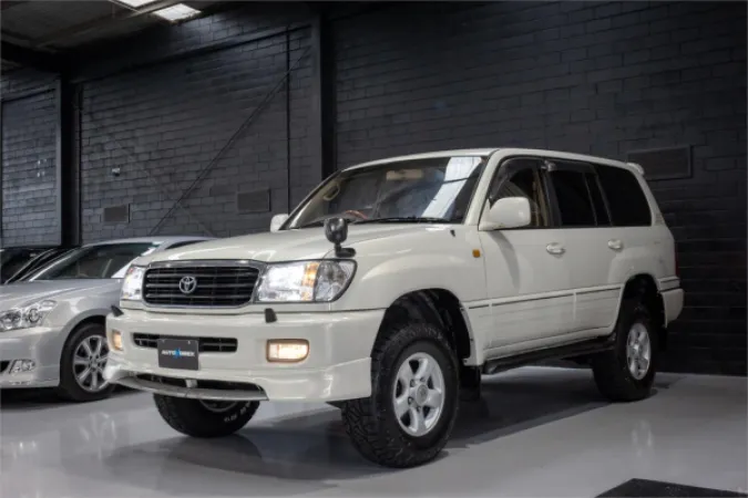 1999 TOYOTA LANDCRUISER — photo