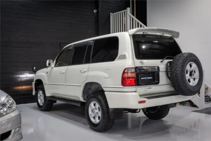 1999 TOYOTA LANDCRUISER — photo