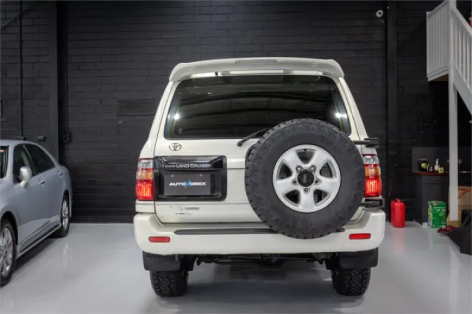 1999 TOYOTA LANDCRUISER — photo