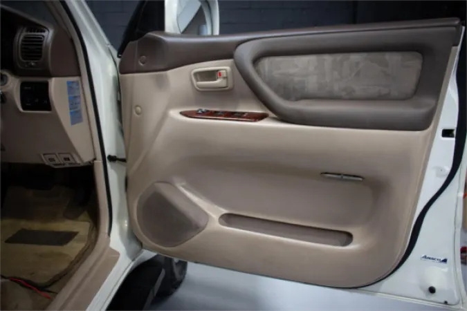 1999 TOYOTA LANDCRUISER — photo
