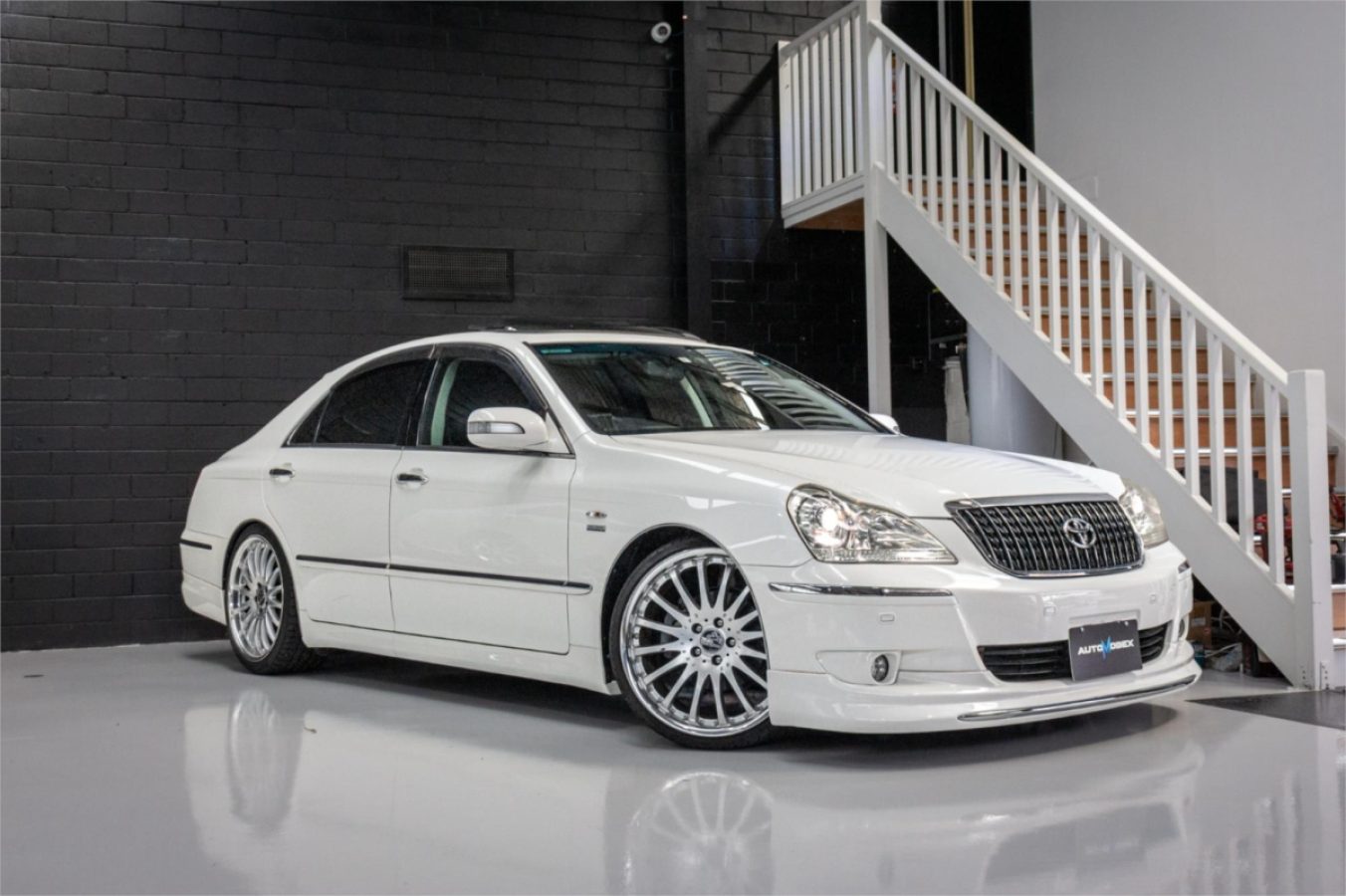 2007 TOYOTA CROWN — photo
