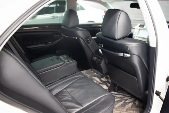 2007 TOYOTA CROWN — photo