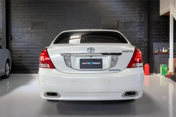 2009 TOYOTA CROWN — photo