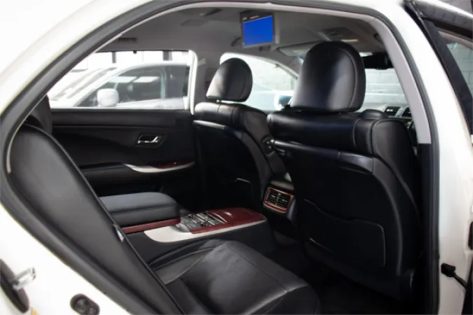 2009 TOYOTA CROWN — photo