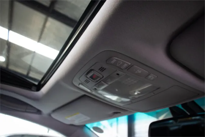 2010 TOYOTA CROWN — photo