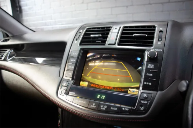 2010 TOYOTA CROWN — photo