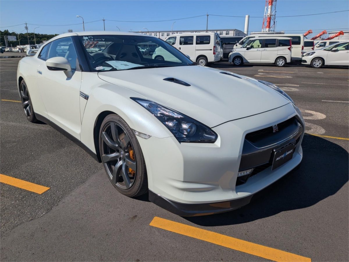 2008 NISSAN GT-R — photo