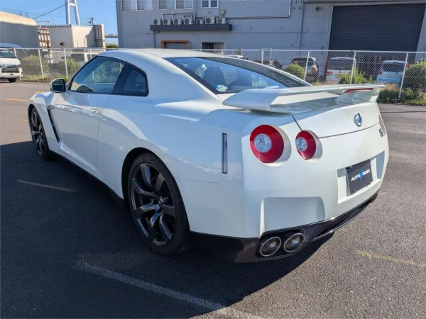 2008 NISSAN GT-R — photo