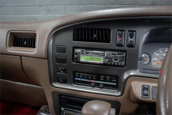 1993 NISSAN Homy Coach — photo
