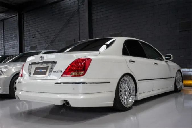 2006 TOYOTA CROWN — photo