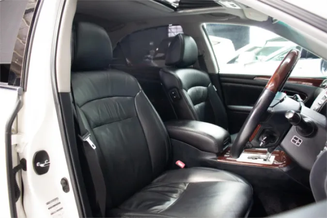 2006 TOYOTA CROWN — photo