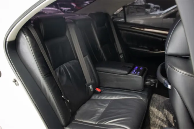 2006 TOYOTA CROWN — photo