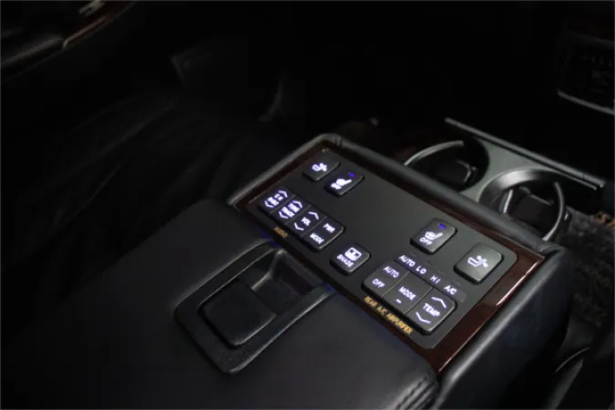 2006 TOYOTA CROWN — photo