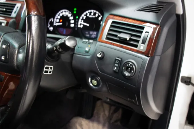 2006 TOYOTA CROWN — photo