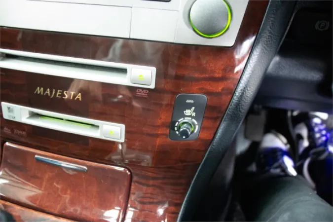 2006 TOYOTA CROWN — photo
