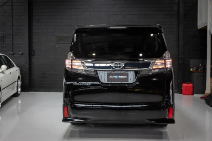 2015 TOYOTA VELLFIRE — photo