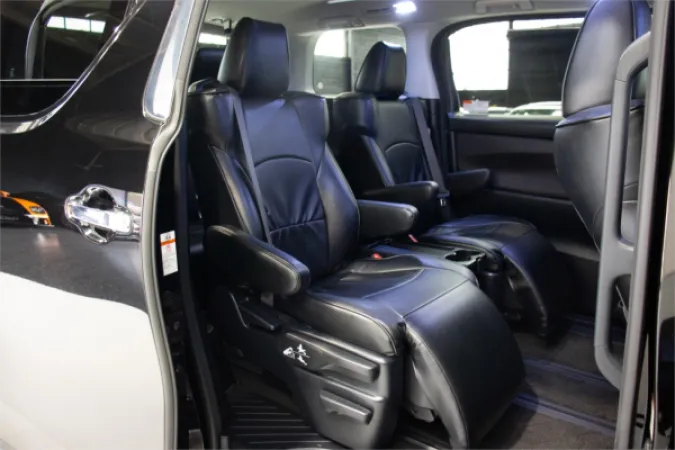 2015 TOYOTA VELLFIRE — photo