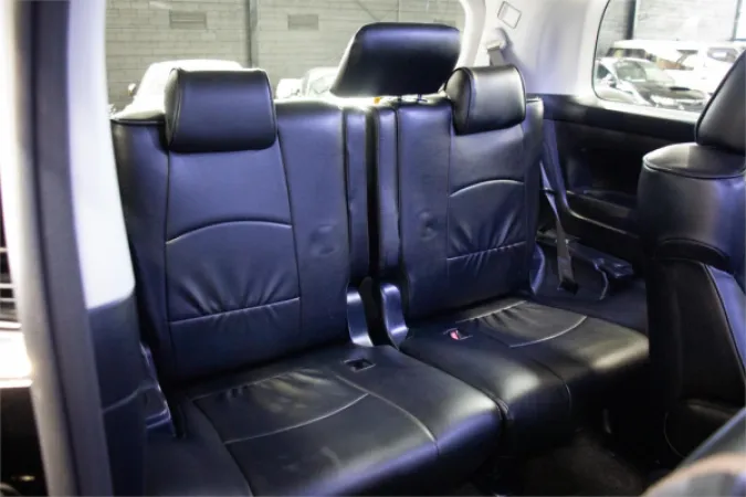 2015 TOYOTA VELLFIRE — photo