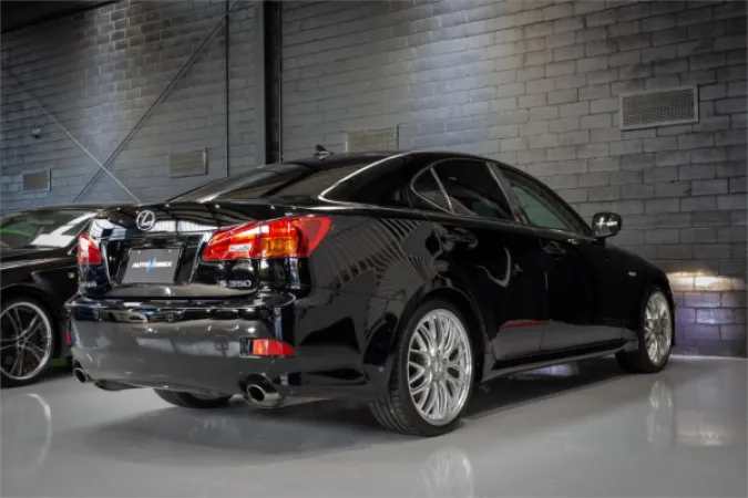 2007 LEXUS IS350 — photo