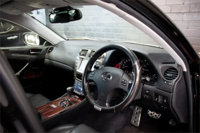 2007 LEXUS IS350 — photo
